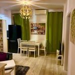 Аренда комфортной 2-комнатной квартиры с двориком, 41 м², Мамаия Норд, Констанца, Румыния